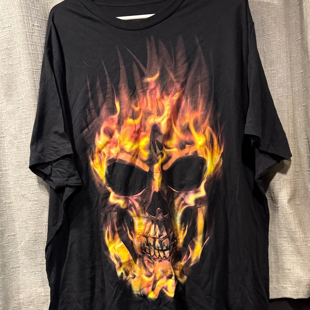 Black Graphic T-Shirt w Flaming Skull 3XL